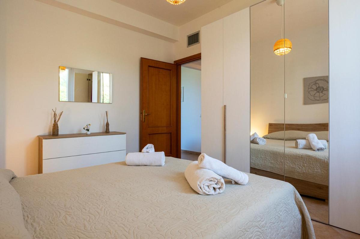 Villa Plumeria Campofelice Di Roccella Exterior foto