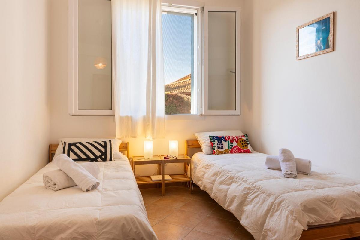 Villa Plumeria Campofelice Di Roccella Exterior foto